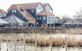 Oyster Fleet Hotel