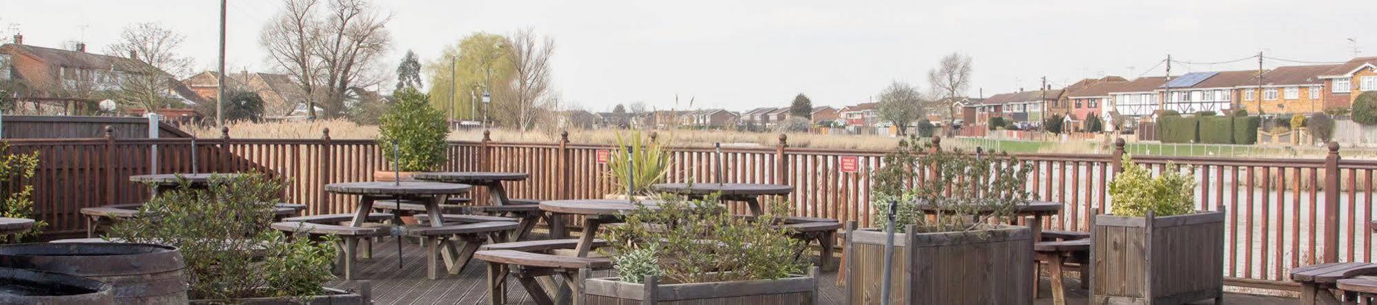 Oyster Fleet Hotel Canvey Island Exterior photo